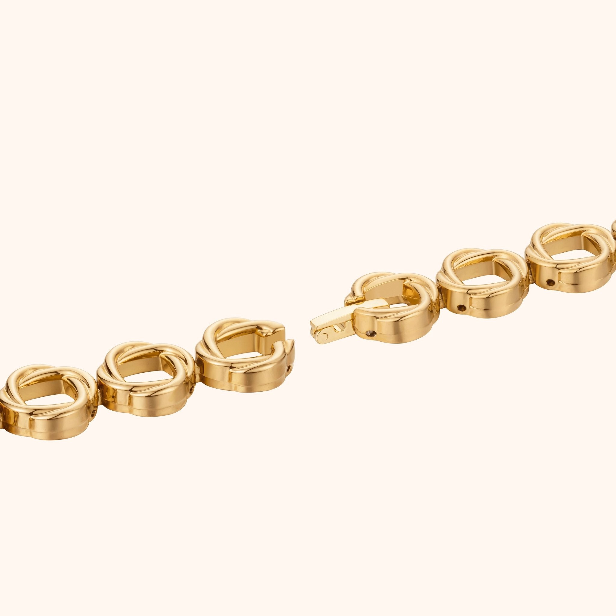 Oliya | Gold
