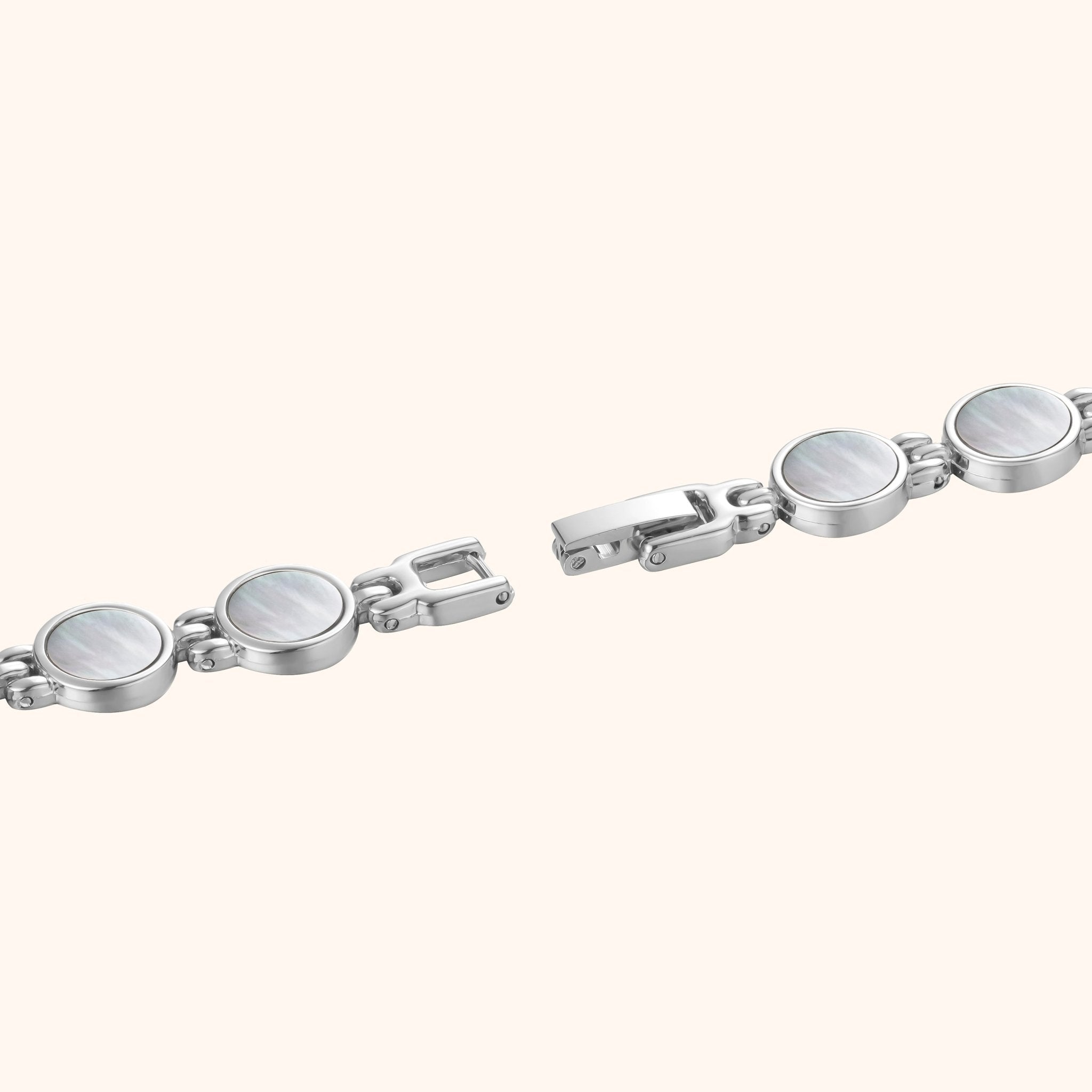 Coral | Pearl Silver