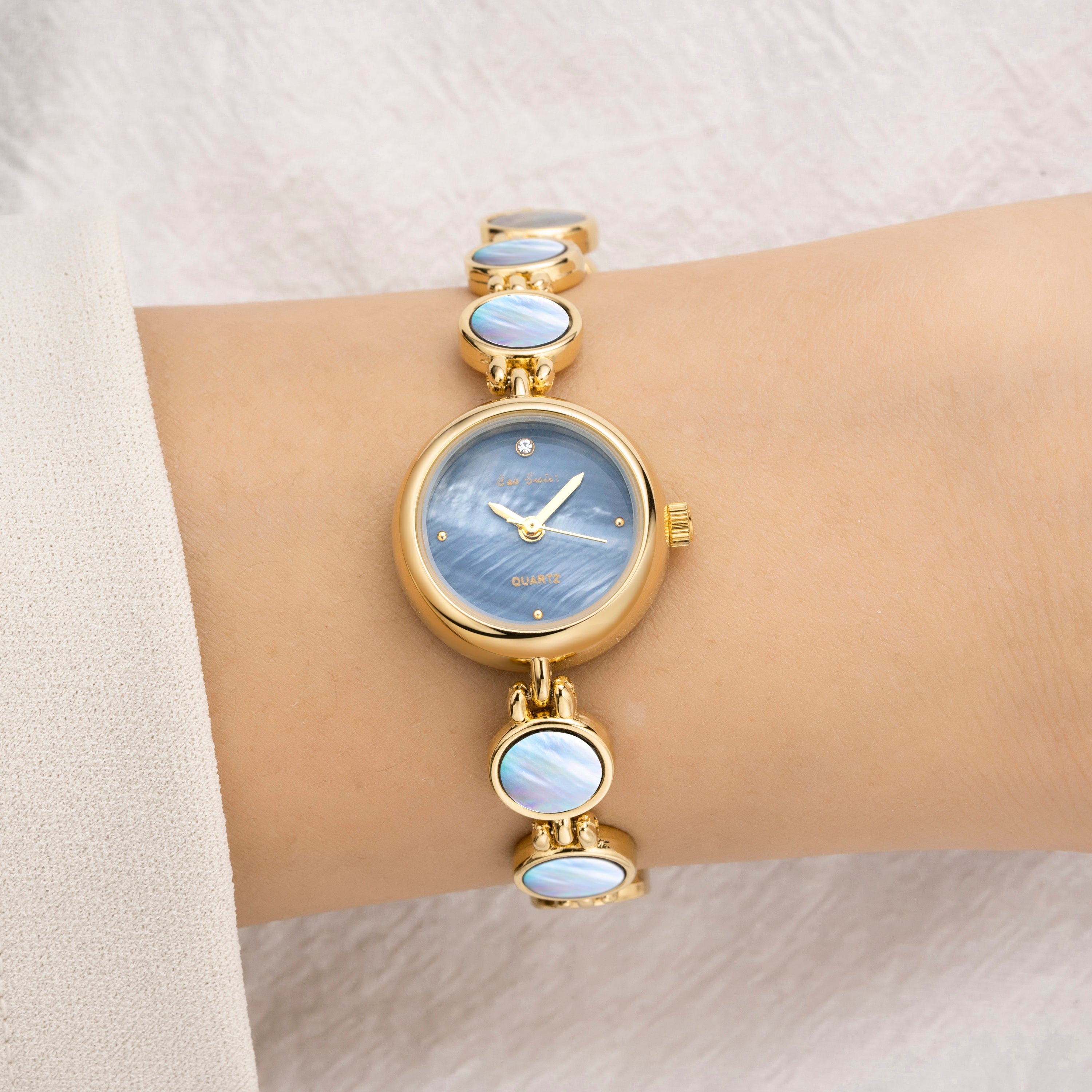 Coral | Moon Gold