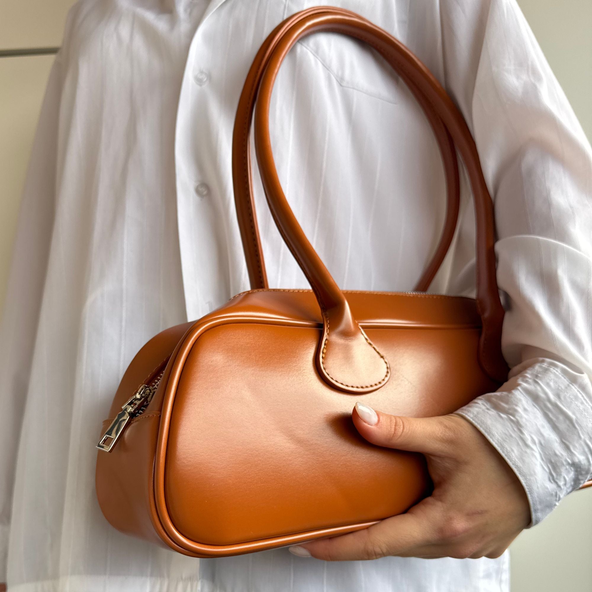 Vivienne Barrel Bag Brown