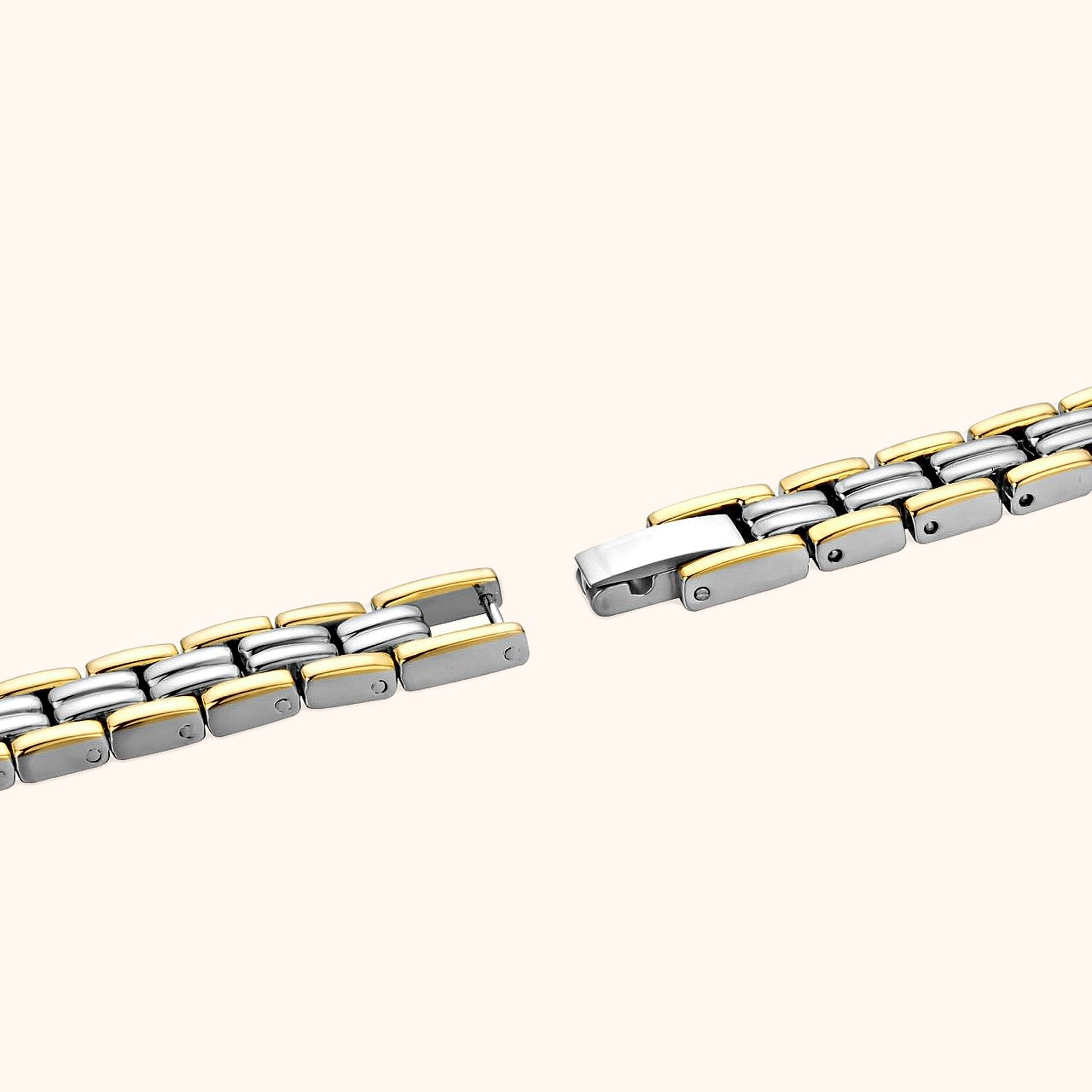 OhKlassy Naomi Two-Tone women's vintage-inspired watch, bracelet and clasp detail
